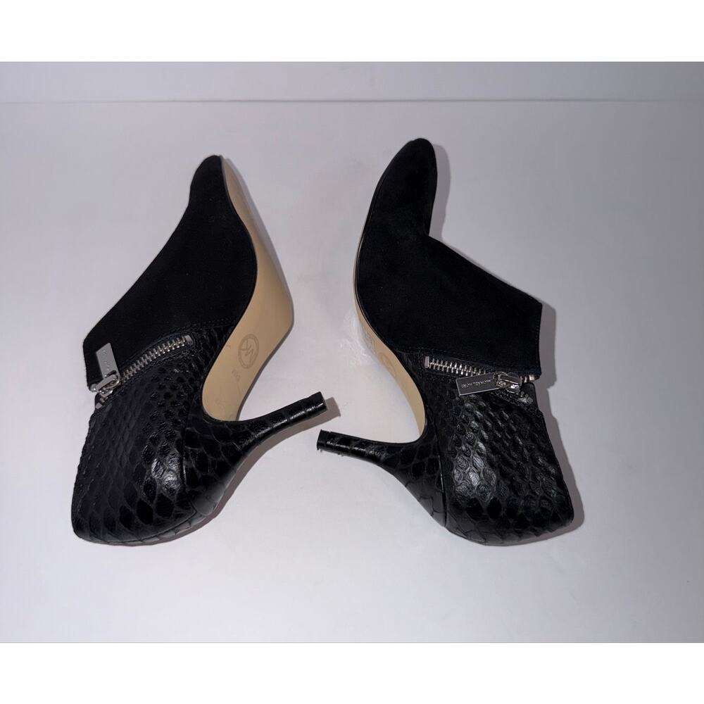 Michael Kors Black Suede Pointed Toe Ankle Booties Croc Leather Heels 6.5M - Picture 12 of 12